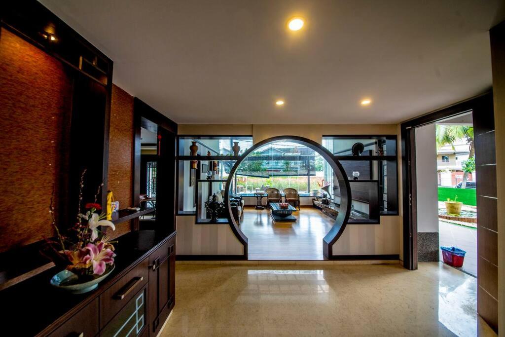 Airbnb In JB By LF Villa Livingroom