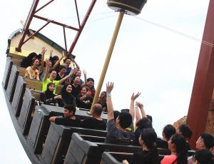 Desaru Waterpark Swinging Ship