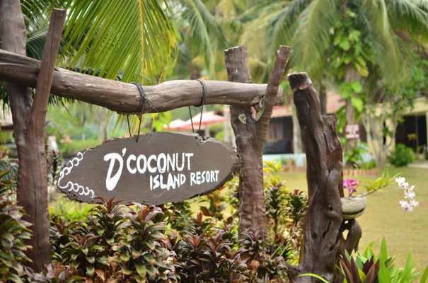 D’Coconut Island Resort Plate