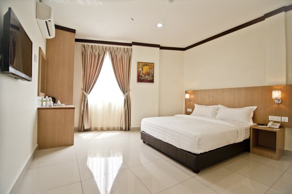 Hotel Setia Room