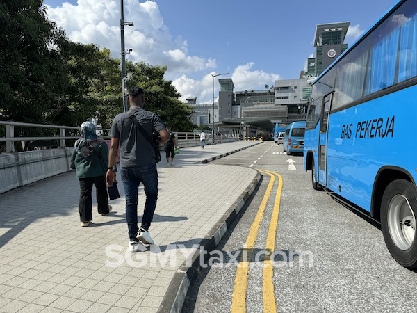 Kranji CW1 bus to woodlands checkpoint