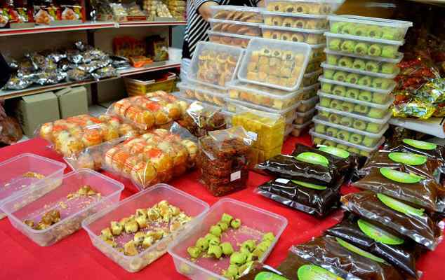 LW Nyonya Pineapple Tarts House Product