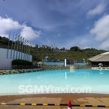 Legoland Water Park LEGO Wave Pool 9