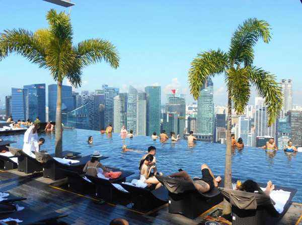 Marina Bay Infinity Pool Singapore