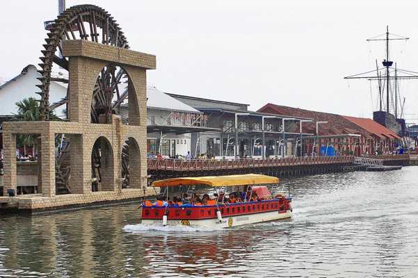 Pick up point at Muara Jetty For Melaka River Cruise trip