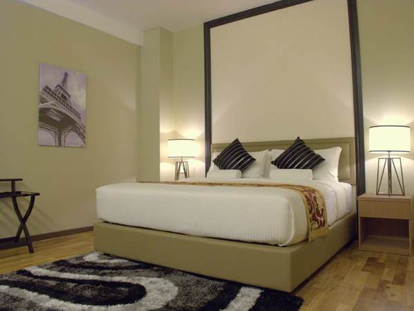 Millesime Hotel JB Room