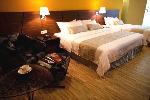 Pine Tree Hotel Batu Pahat Room