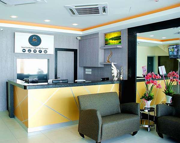 RG Grand Hotel Batu Pahat Reception Counter