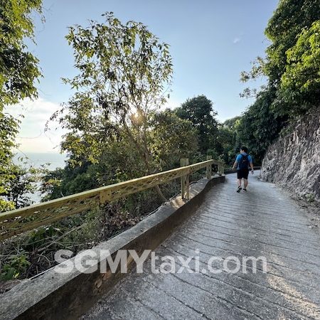Rawa Island Walk