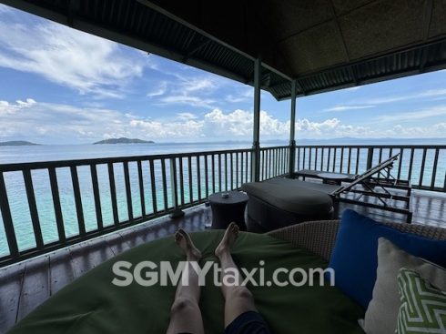 Rawa Island Resort Room Type_Waterfront_balcony bench