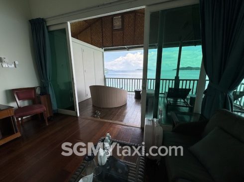 Rawa Island Resort Room Type_Waterfront_balcony bench