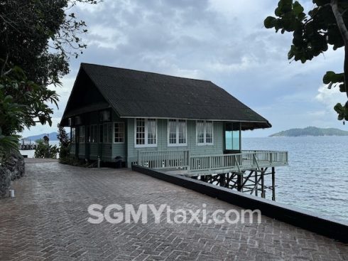 Rawa Island Resort Room Type_Waterfront_balcony bench