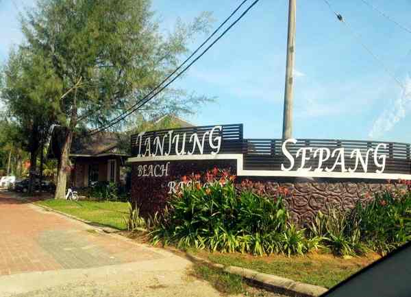 Tanjung sepang beach resort booking