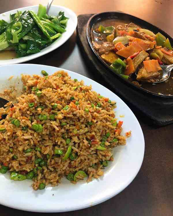 Yi Sin Vegetarian Restaurant Food