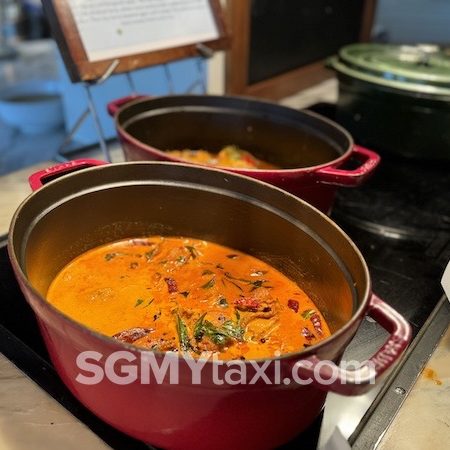 westin desaru buffet breakfast_curry