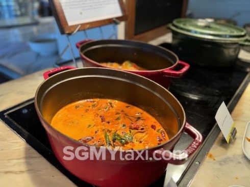 westin desaru buffet breakfast_curry