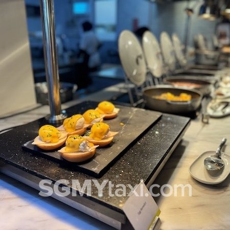 westin desaru buffet breakfast_egg bread