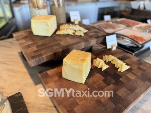 westin desaru buffet breakfast_fresh cheese