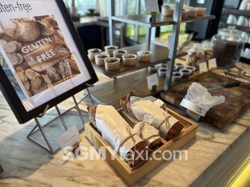 westin desaru buffet breakfast_loaf bread